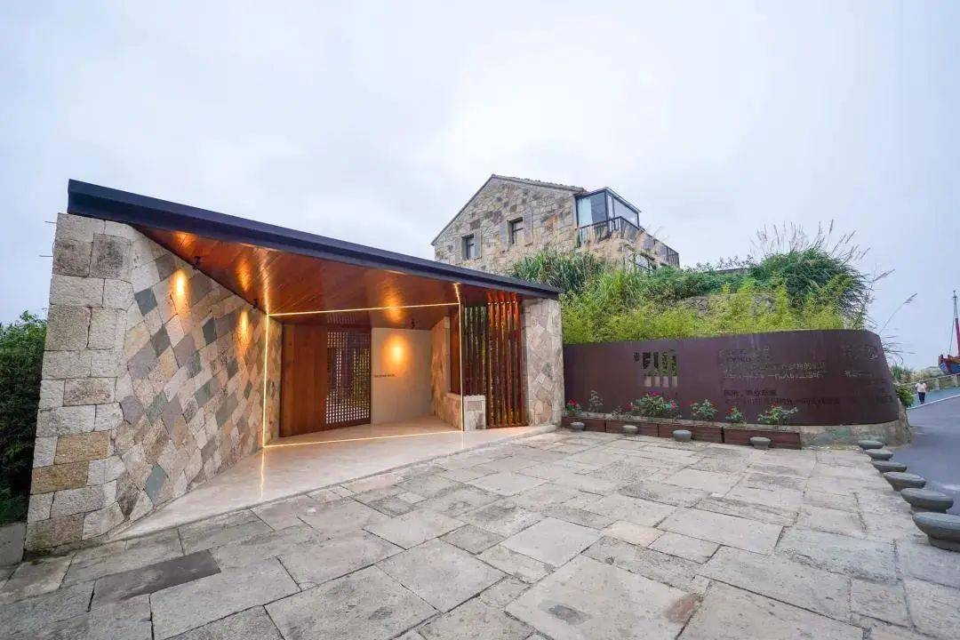 本期,小编向大家推介的是石塘金宿级民宿-栖衡石舍.