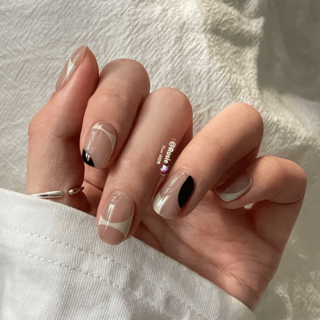 150款巨好看的夏日美甲!清凉显手白,短甲也能做!_款式_指甲_手指头