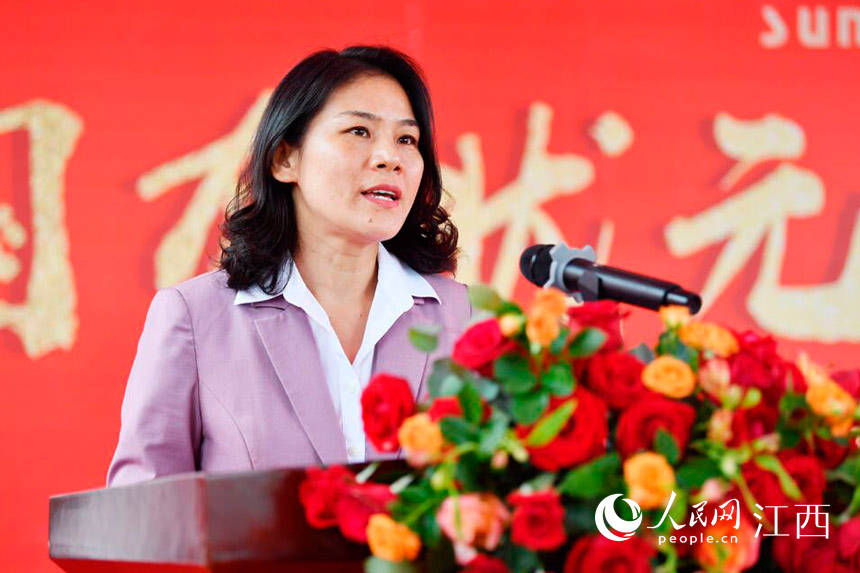 江西省资溪县县委书记吴淑琴.