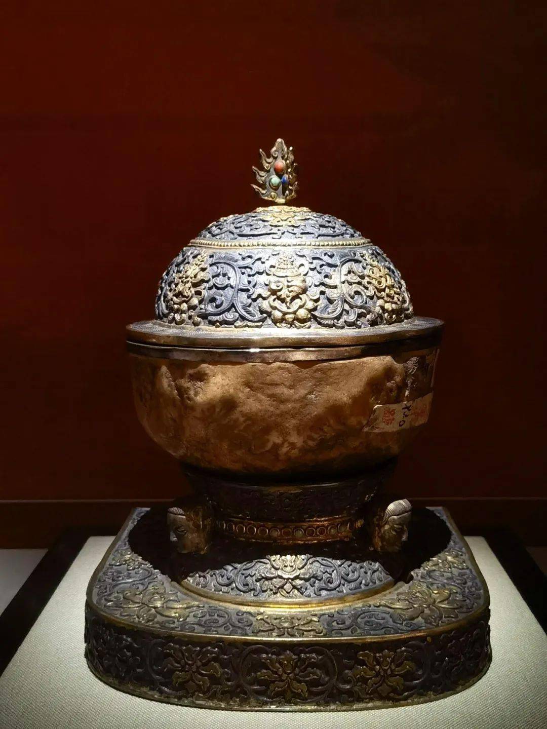 避暑山庄外八庙皇家文物特展94件皇家文物在广州博物馆展出