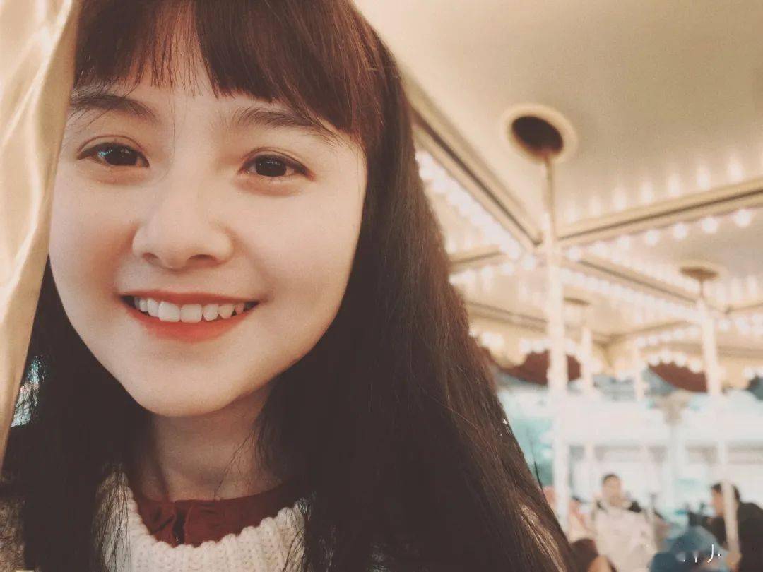 私密照曝光后41岁未婚未育的她再次震撼全网拒当中