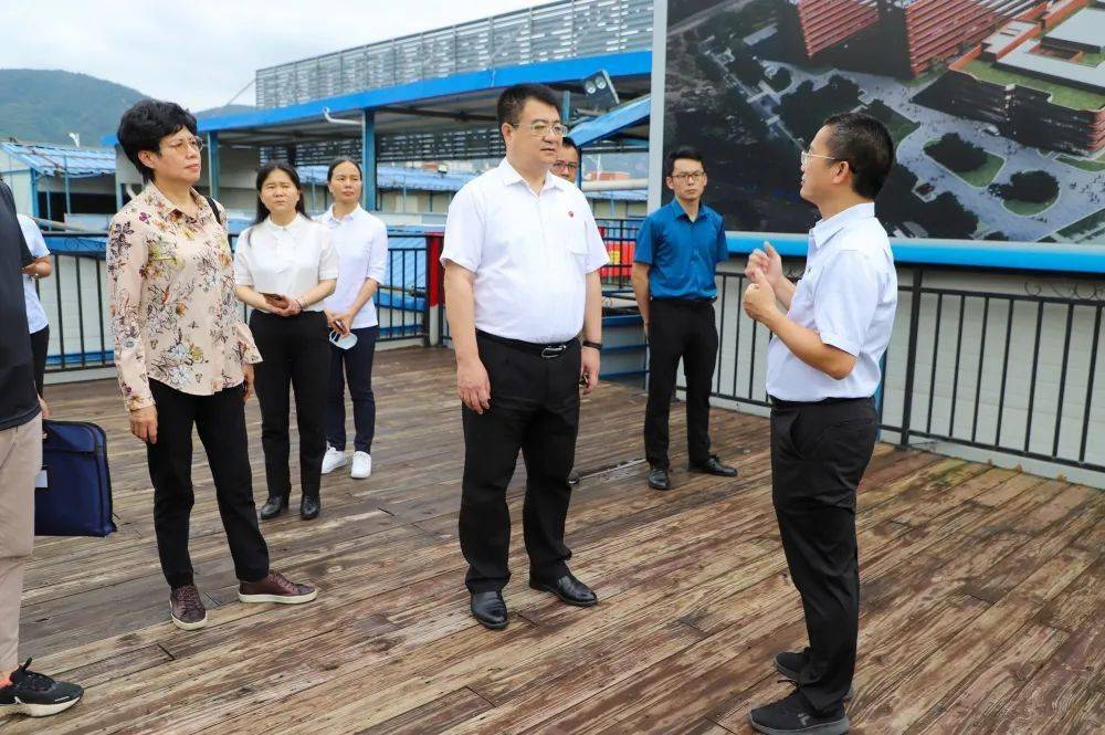 聚焦访企拓岗促就业李灿东到正骨医院调研