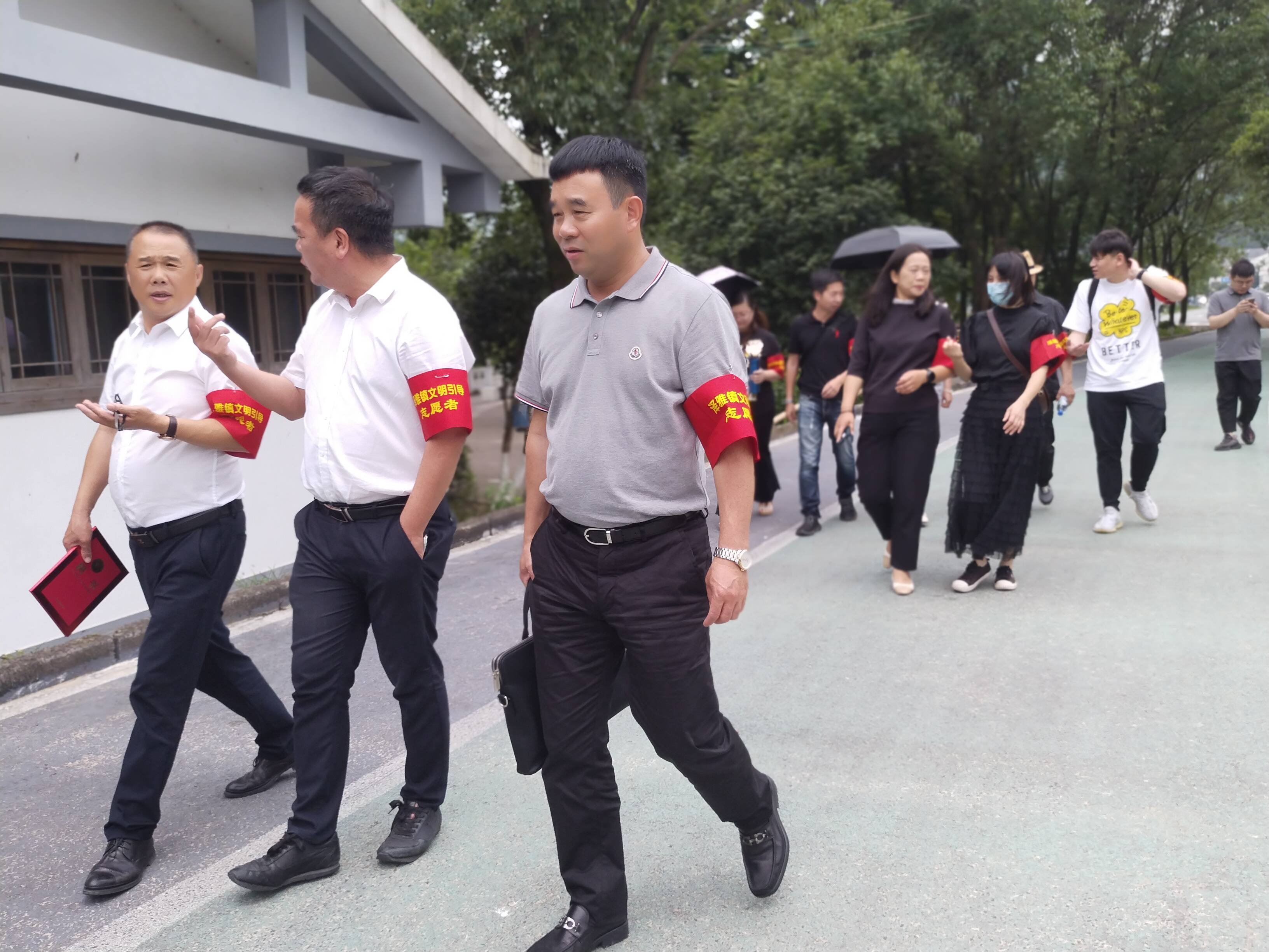 瓯海区政协泽雅镇联络工委开展民生议事堂活动助力"儿童友好和创文