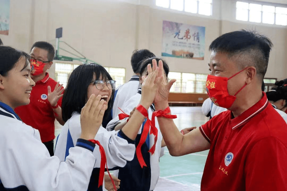 松阳三中校花图片