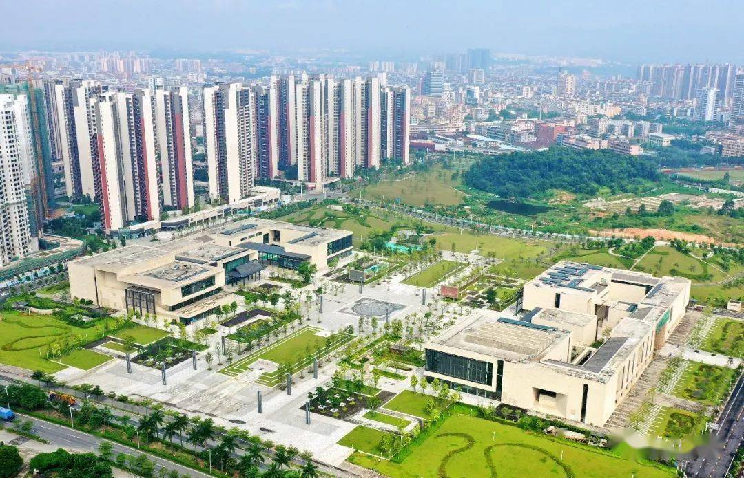 文明创建丨鹤山市一张蓝图绘到底一条赛道跑到底一股韧劲干到底