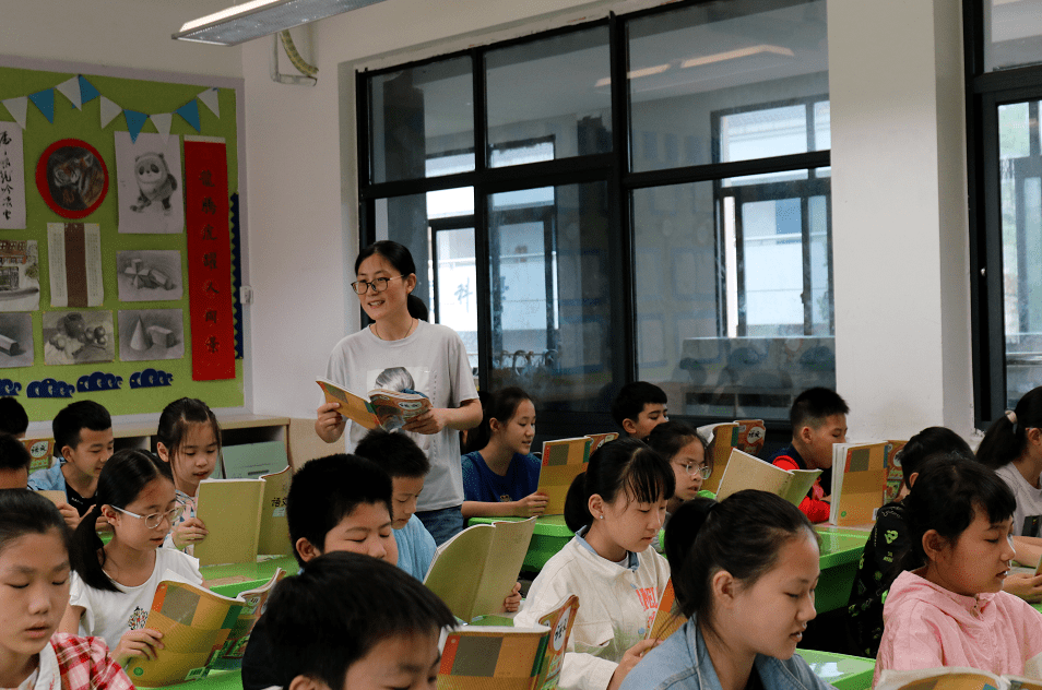 义乌五爱小学图片