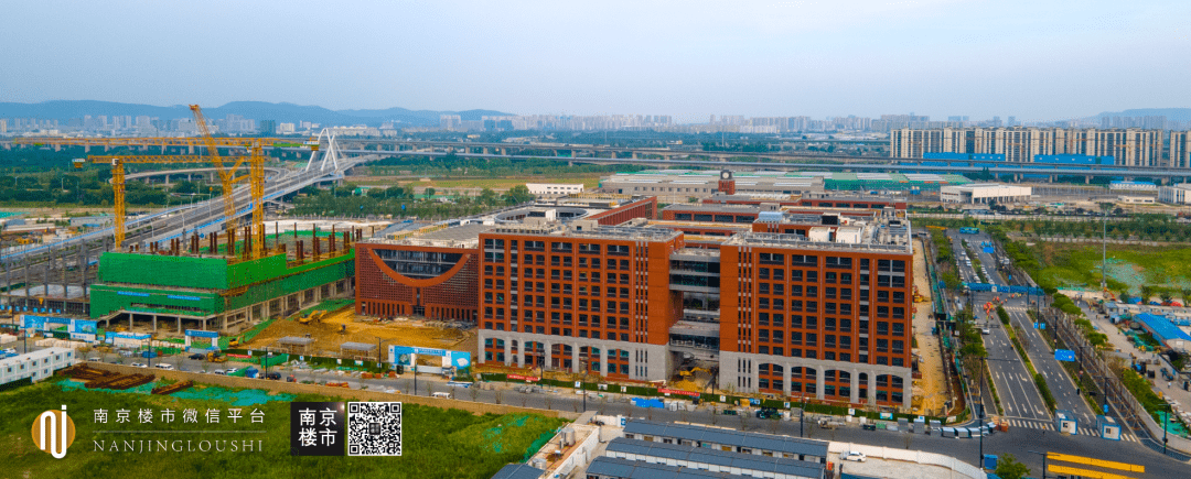 南部新城南京外国语学校是南外本部新校区,位于南部新城核心区东南角