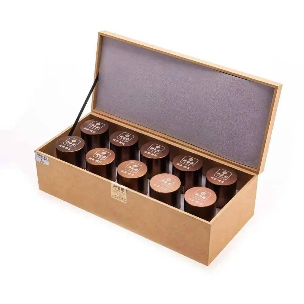 628小罐茶早春雀舌4g*20售价:500宝瓷林10头茶具售价:1850万仟堂汉风