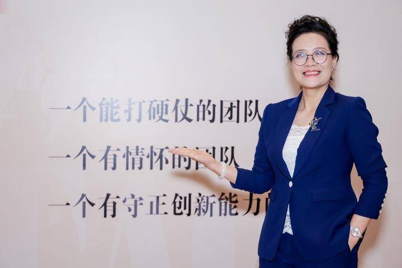 陈晓琳广东省三八红旗工作室正式成立金话筒斜杠人生再开启