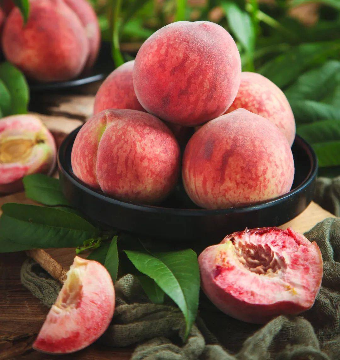 吃桃子削皮有必要吗