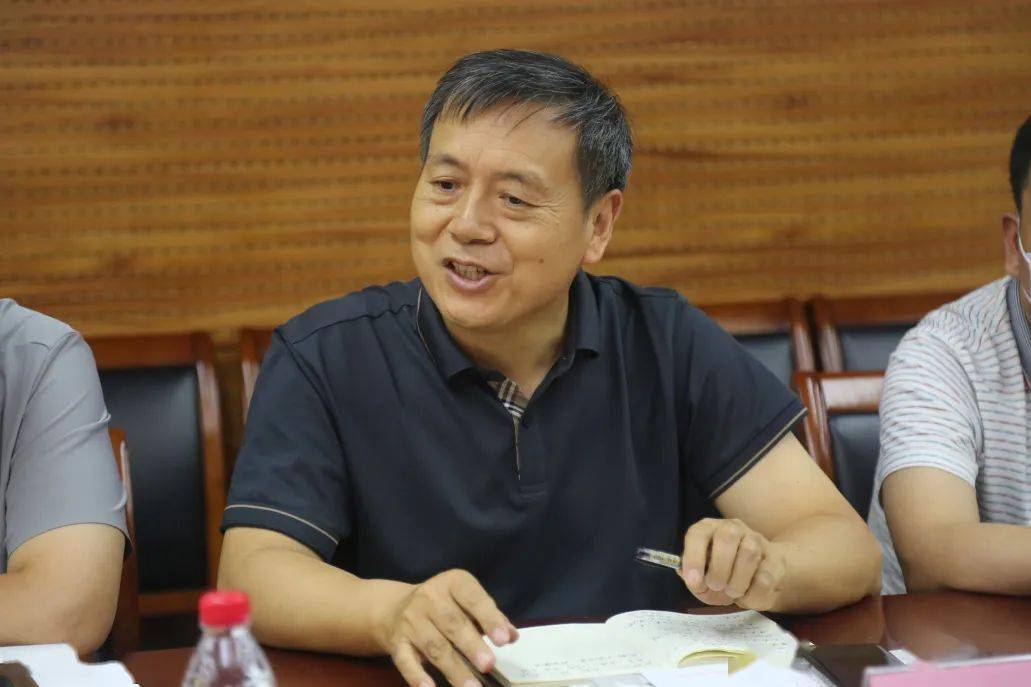 汝阳县副县长丁雪峰宋连波县政府领导刘京章等一行到访郑州大学五附院