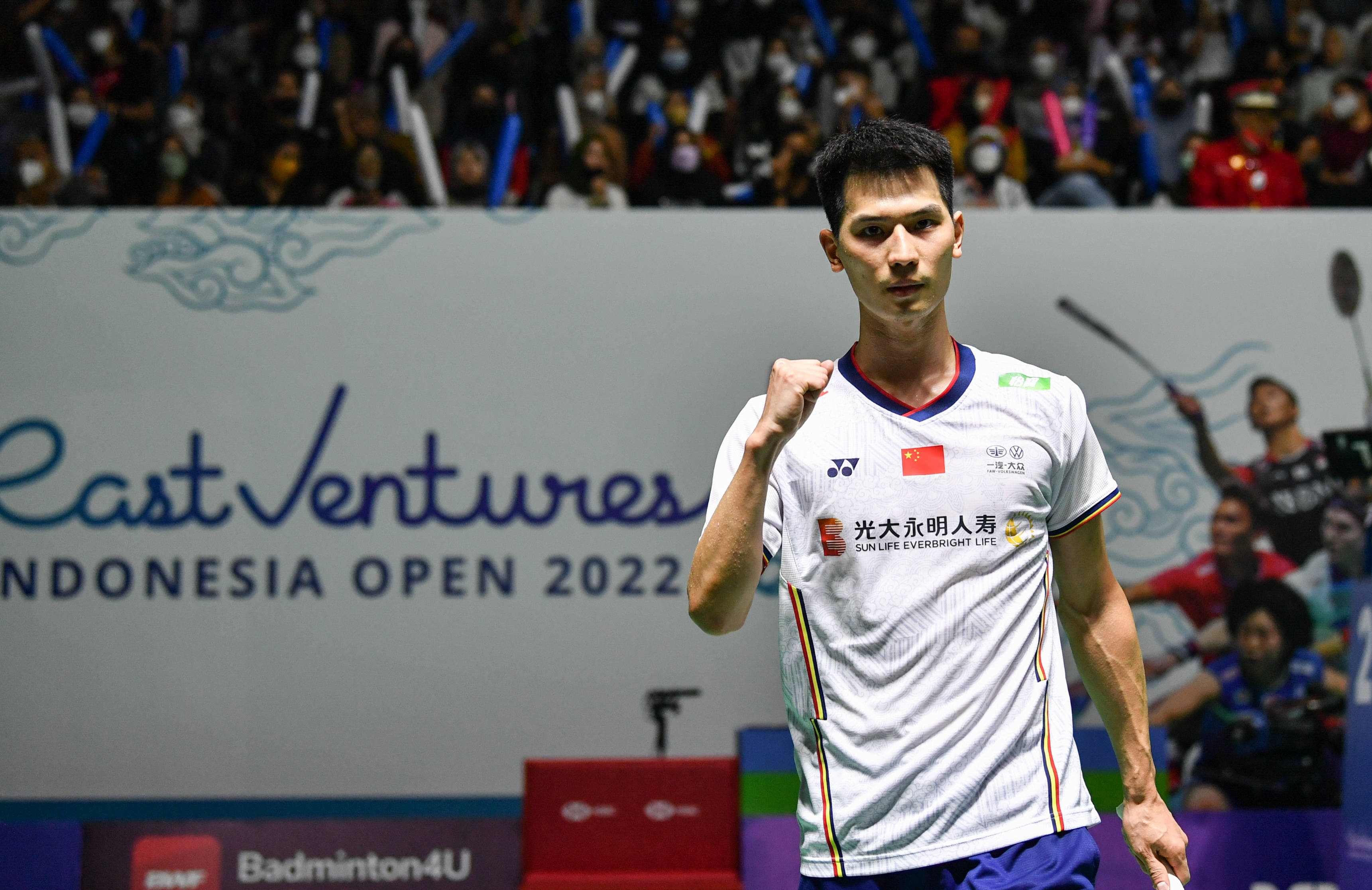 羽毛球印尼公开赛赵俊鹏晋级八强