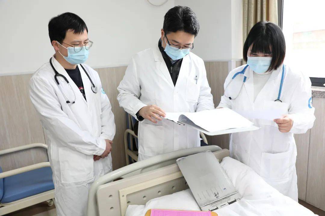 邵逸夫医院武义院区呼吸与危重症医学科东干院区联合病房揭牌,借势"山