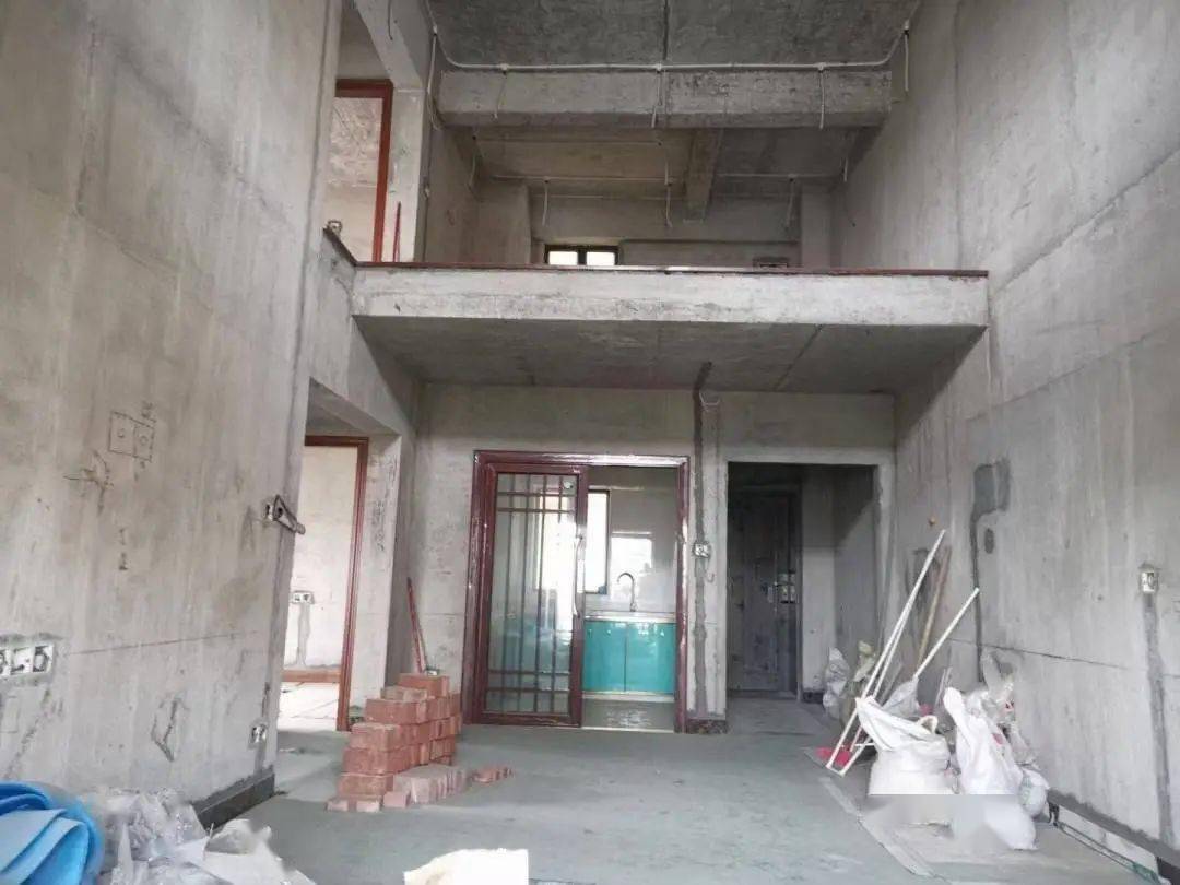 66m²万汇广场21(▲联系时请说是在罗定e天空平台看到)卖点:框架四