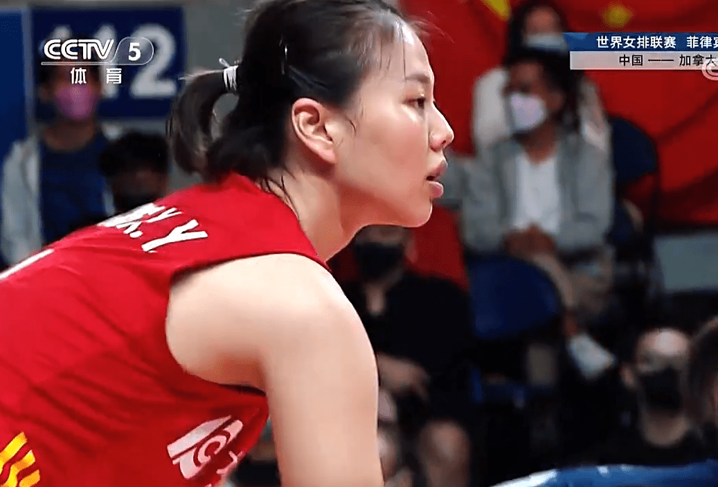 带刀二传丁霞超神女排31击溃加拿大李盈莹发威打成绝命一球