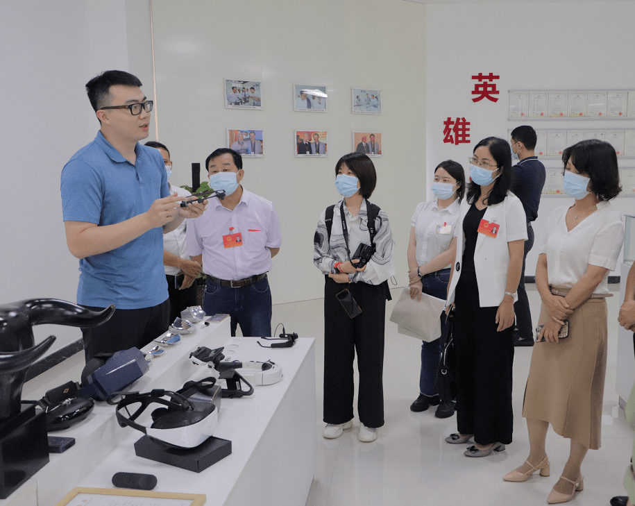 火炬开发区"人大讲堂"揭牌,第一期开讲!_中山市_企业_中山港街道