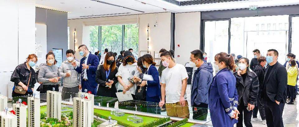 错过房交会？没关系，别错过这次2％的契税补贴就行！_保利·_沈阳_置业