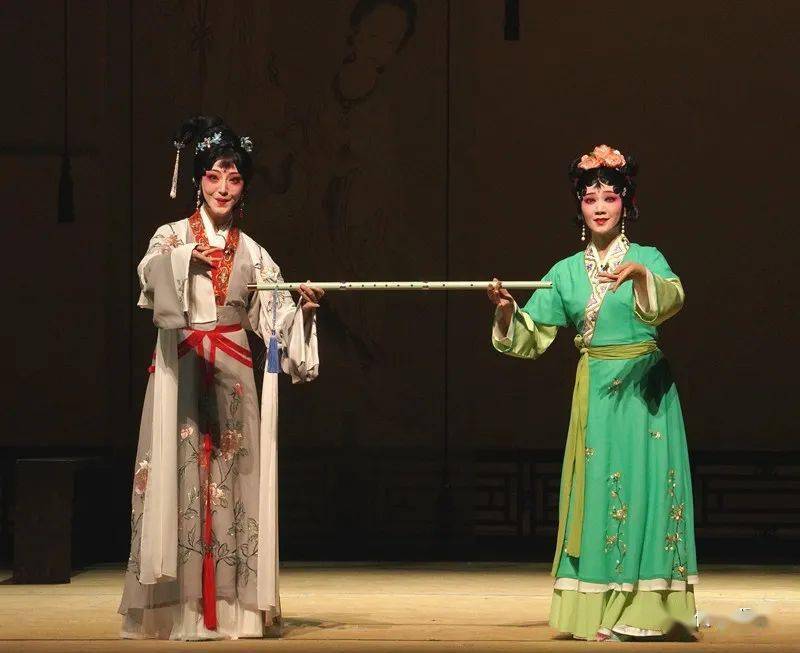 救风尘经历多个改编版本关汉卿却依然拿着最闪亮的中心思想