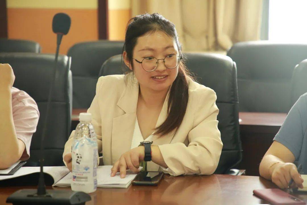 教育教研西南大学汉源县2022年卓越教师培训活动在汉源一中开展