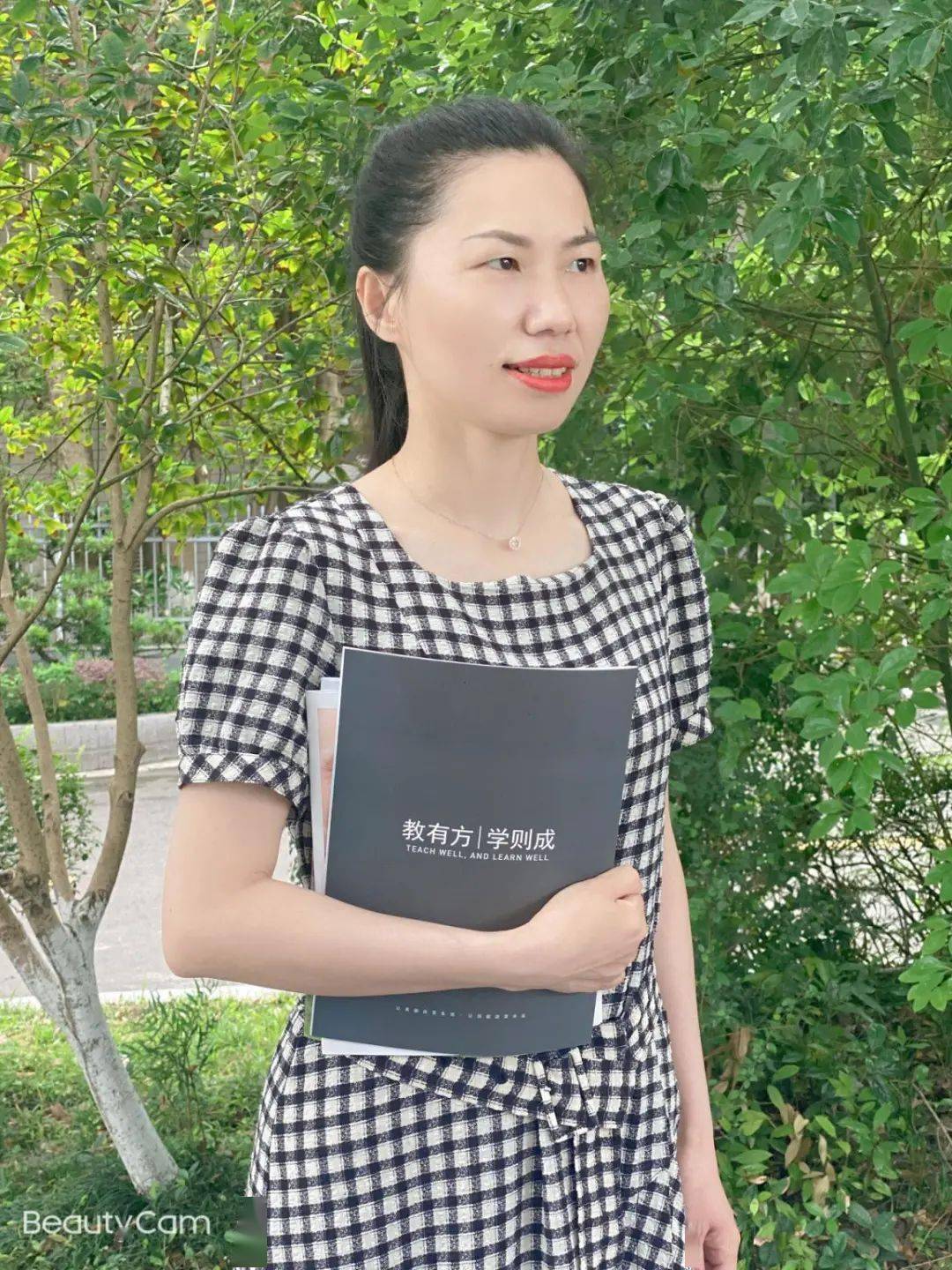 寻找最美教师聆听最美故事十最美教师候选对象事迹展