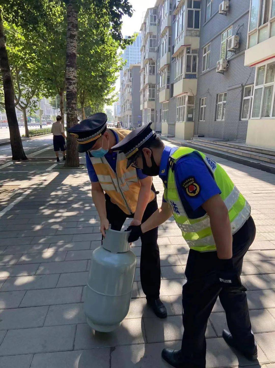 城市管理七大专项整治行动城管系统持续开展城市管理七大专项整治行动