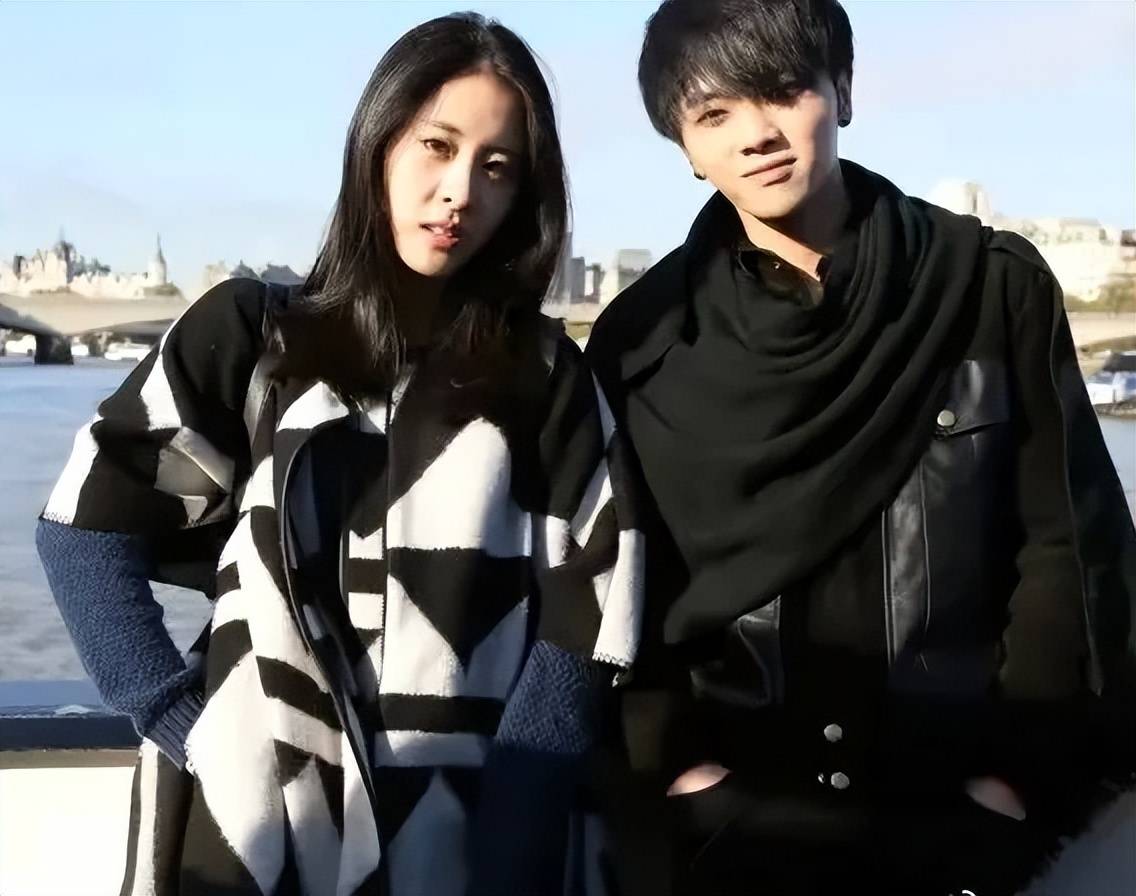 为华晨宇生下孩子后左耳失聪张碧晨否认掏耳勺没控制好力度捅破了和