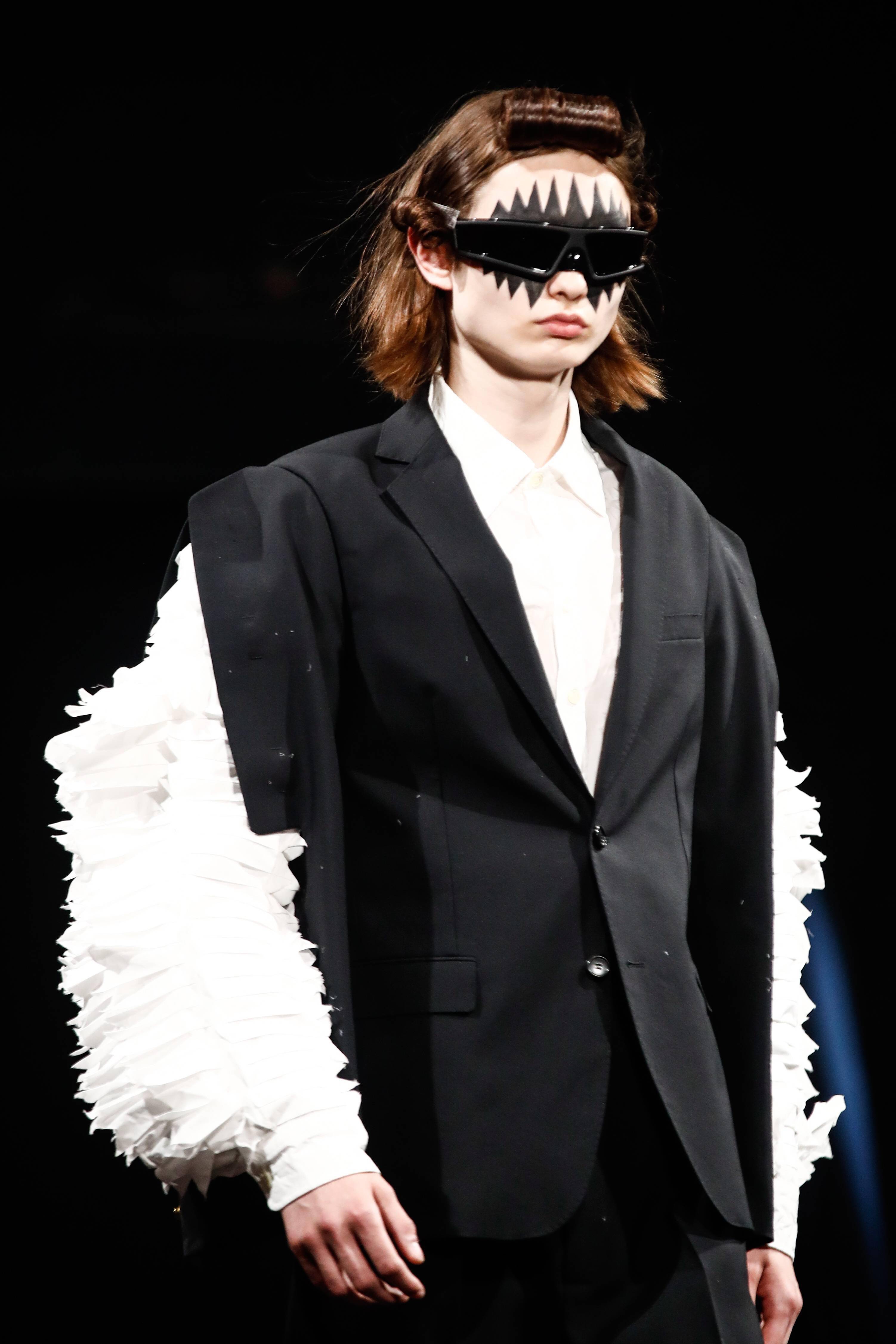 巴黎男装周waltervanbeirendonck品牌时装秀