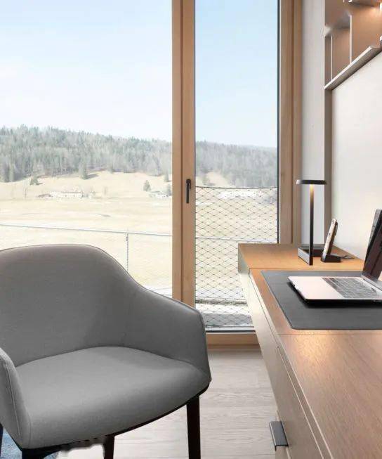 ��������ʿ���Ƶ꣬����BIG����ƣ��ݻ��Ƶ��һ������