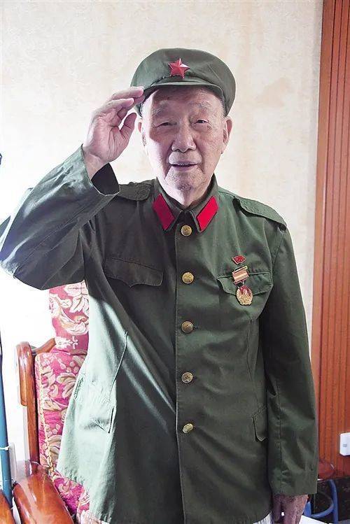致敬！105岁的他生前为国征战，去世后捐献遗体……