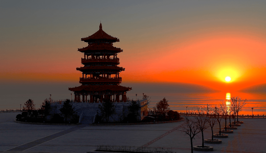 夏游锦州东方华地城湿地温泉旅游度假区龙海广场锦州世博园