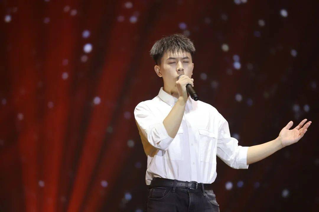 还是找得到你藏在众多孤星之中《克卜勒》李丕恒,刘天宇满活力的盛夏.