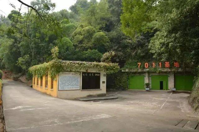 了解这座岭南神宫,看看传说中一座连原子弹也无法摧毁的军事基地是