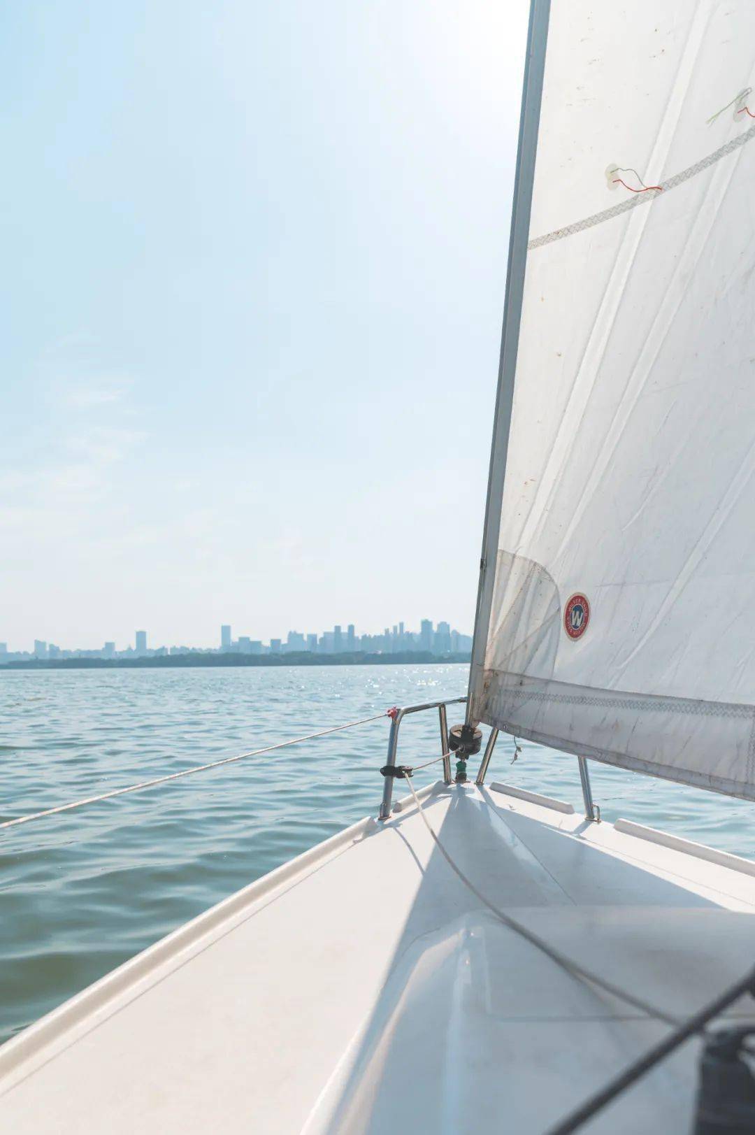 在东湖玩帆船的快乐,只有0次和无数次_运动_比赛_大航海时代