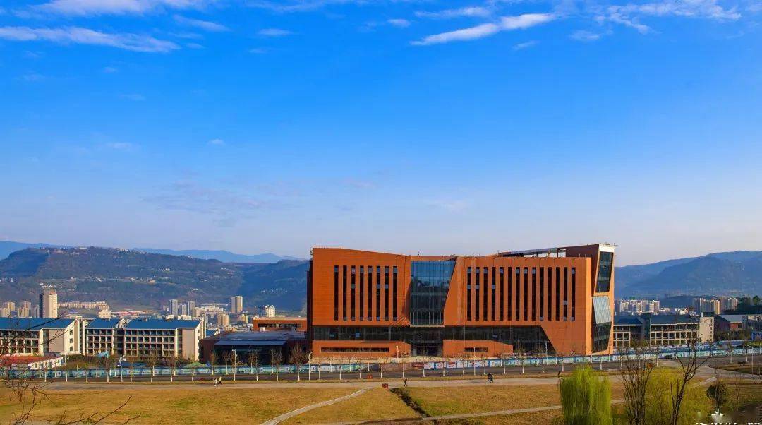 院校传真 | 重庆三峡学院2022年招生简章_大学生_管理学_硕士