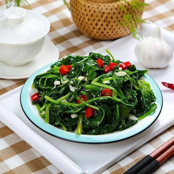 警惕！这6种食物别再二次加热了，吃不完最好扔掉_饭菜_硝酸盐_细菌