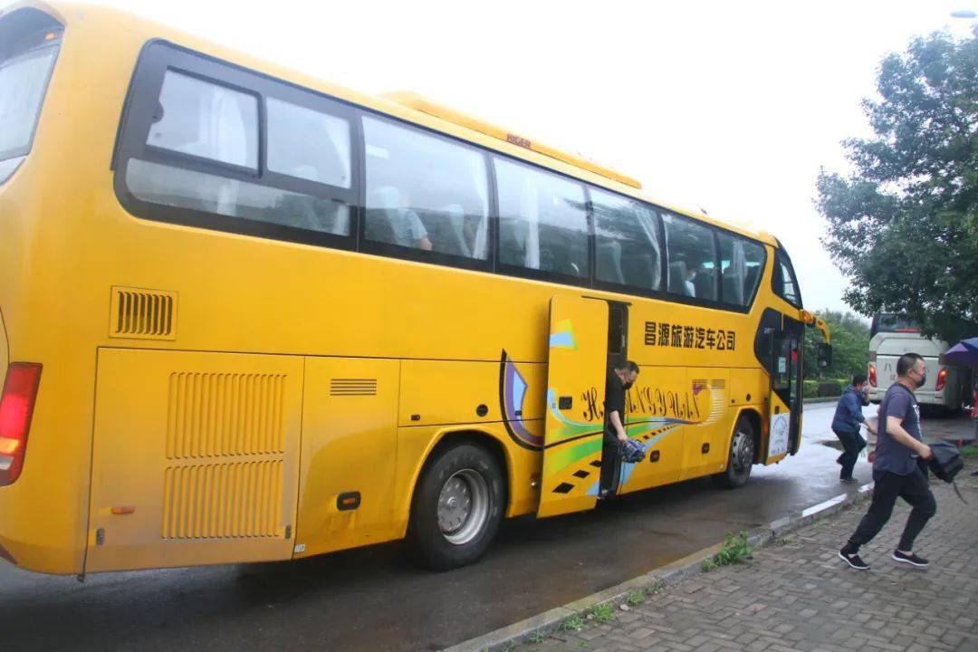 安全生产月中车齐车集团沈阳公司开展通勤车消防应急演练