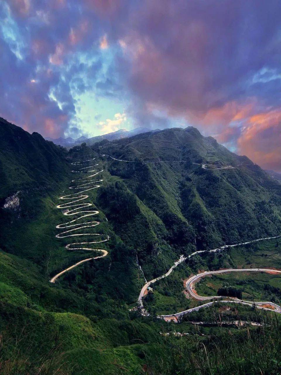 有一种风景,叫做贵州公路