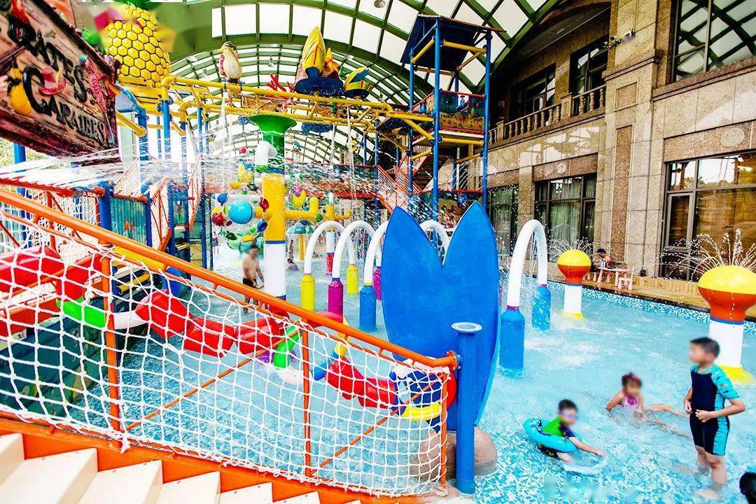 有着西班牙风情,城堡式建筑外观的:上海南郊宾馆