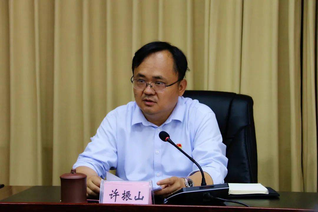 许振山同志围绕党员干部如何提高政治能力,调查研究能