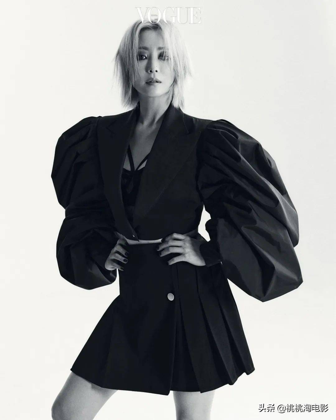 韩国女星金喜善allure杂志封面大片女王气场强大