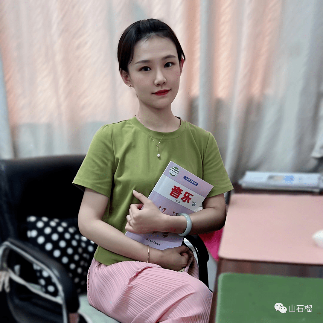 光明小学老师专栏张琳心中有爱行中有方