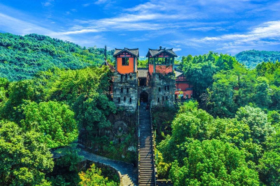 四川广安11个景区推出4万余张免票优惠激发文旅消费活力