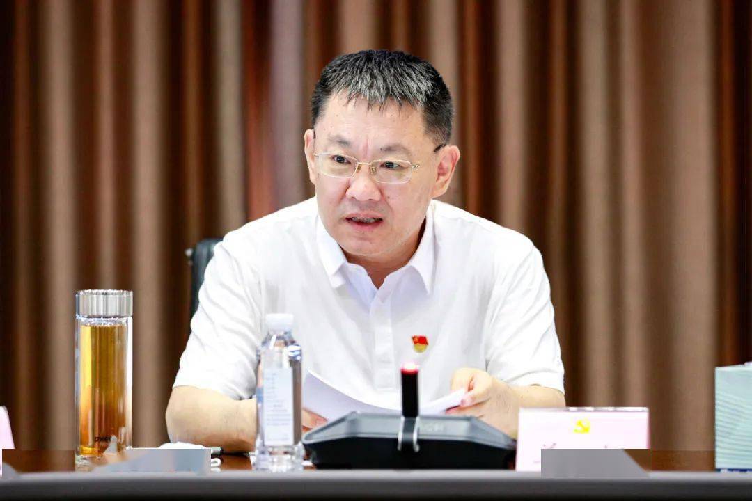 京能集团党委书记,董事长姜帆以专题党课形式,学习传达北京市第十三次