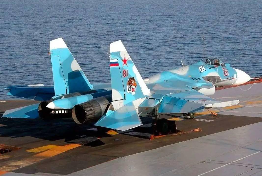 苏33是最差俄军战机,中国歼15是苏33复制品?