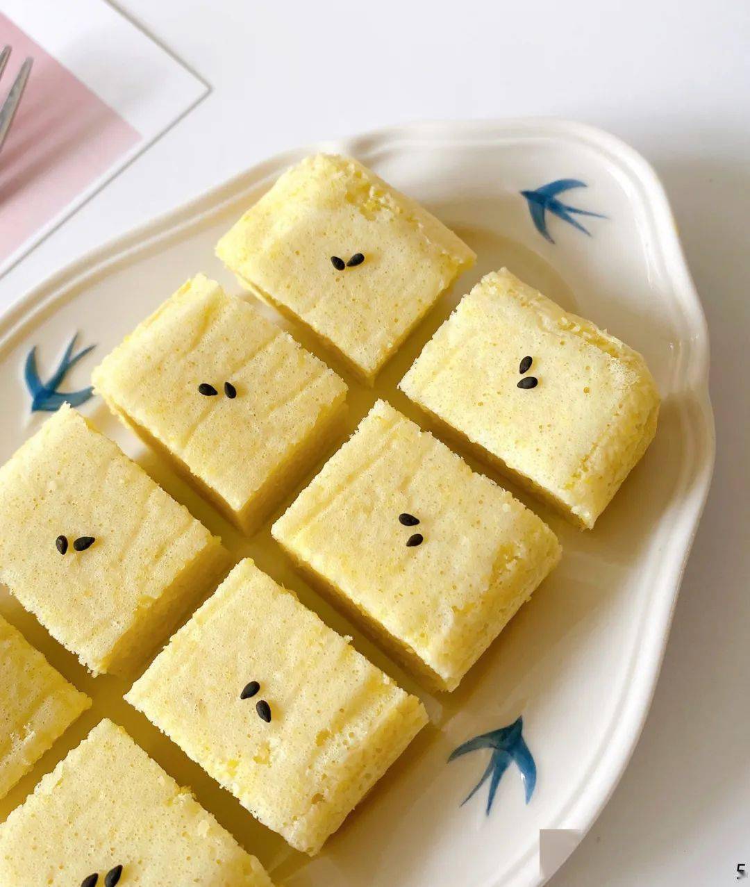 小米山药蒸糕丨简单几步轻松完成