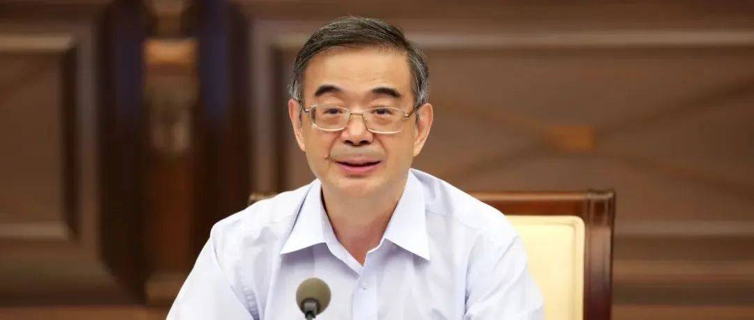 周强:充分发挥咨询委员会职能作用 推动人民法院工作高质量发展_周泽民_座谈会_司法