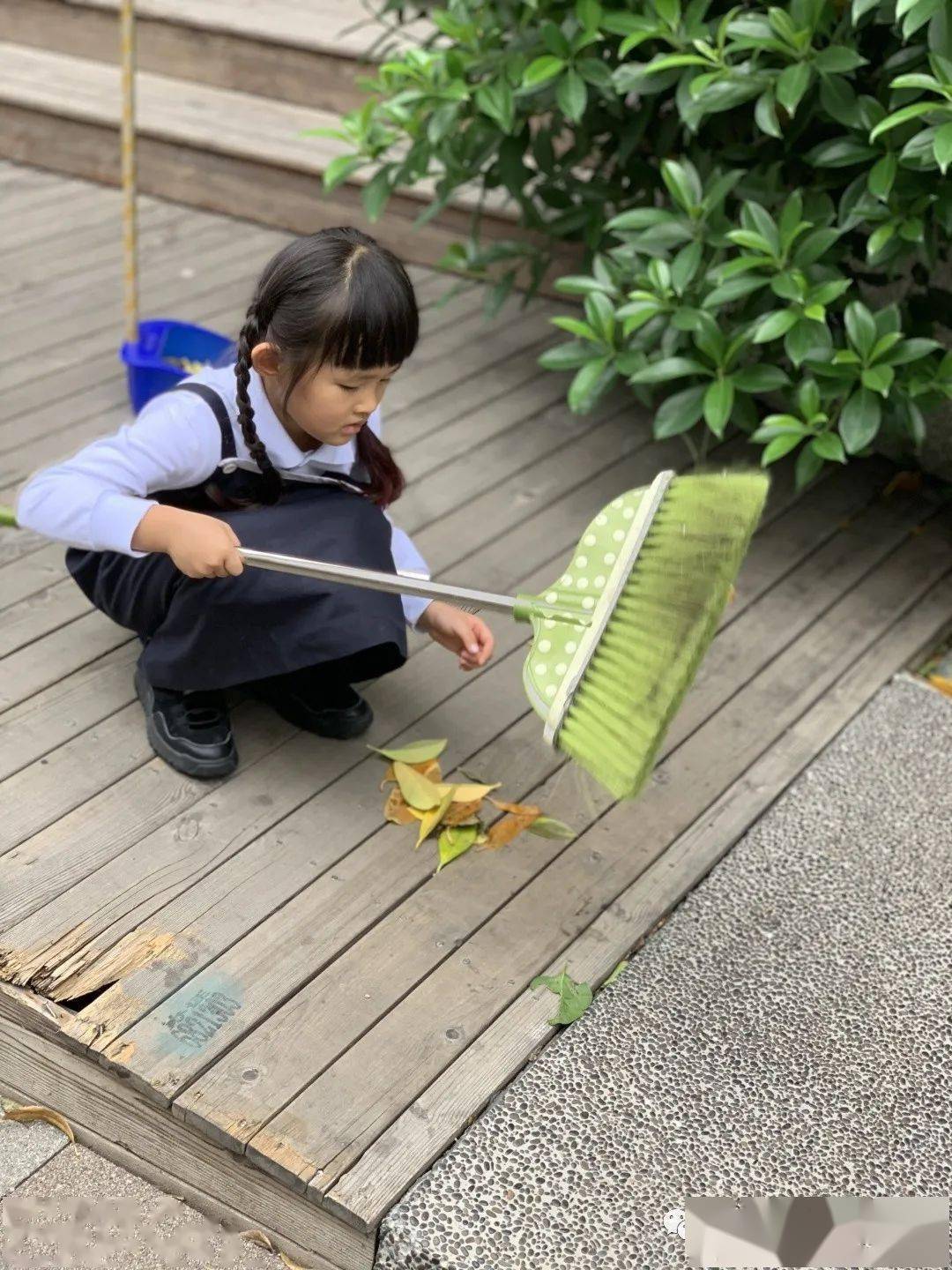 我叫范溦恩,小名恩恩!生日办素宴是我们家的传统.