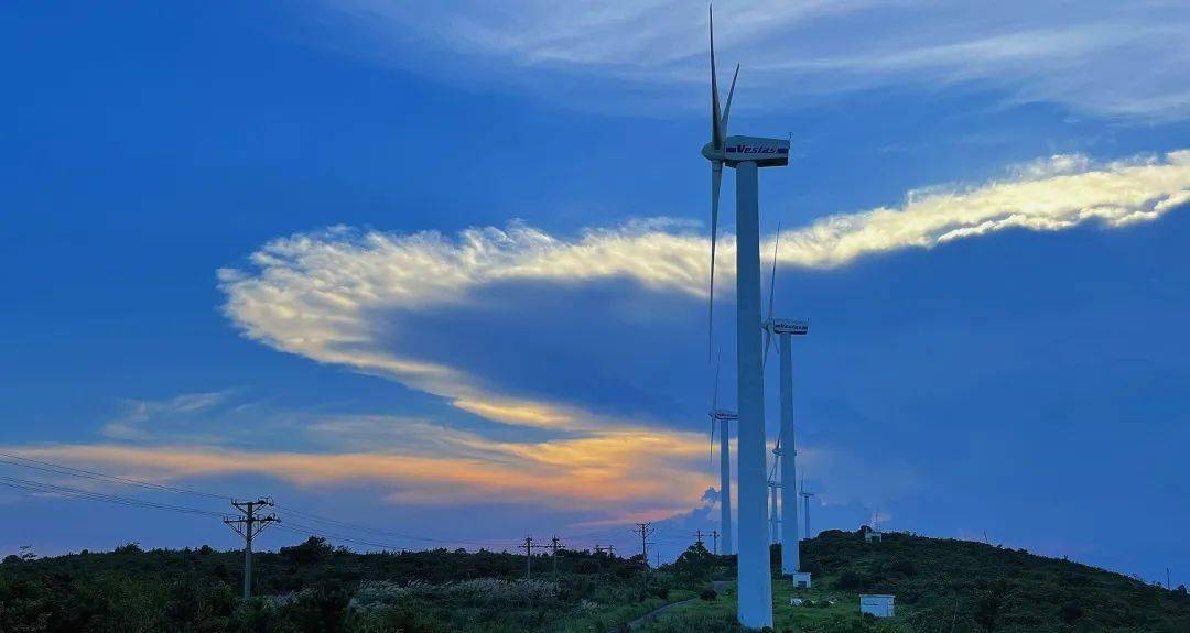 苍南鹤顶山:听说黄昏是个浪漫主义者,难怪夕阳会爱上它_晚霞_人间