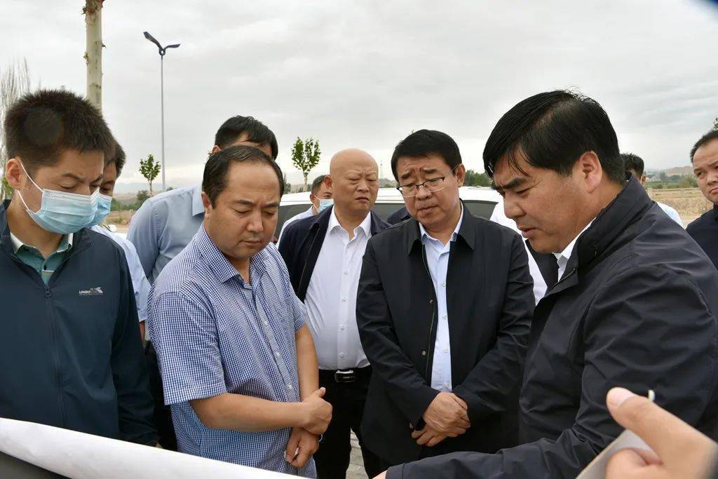 15日,16日,庄纪栋分别会见了临夏州委常委,东乡县委书记马秀兰,东乡