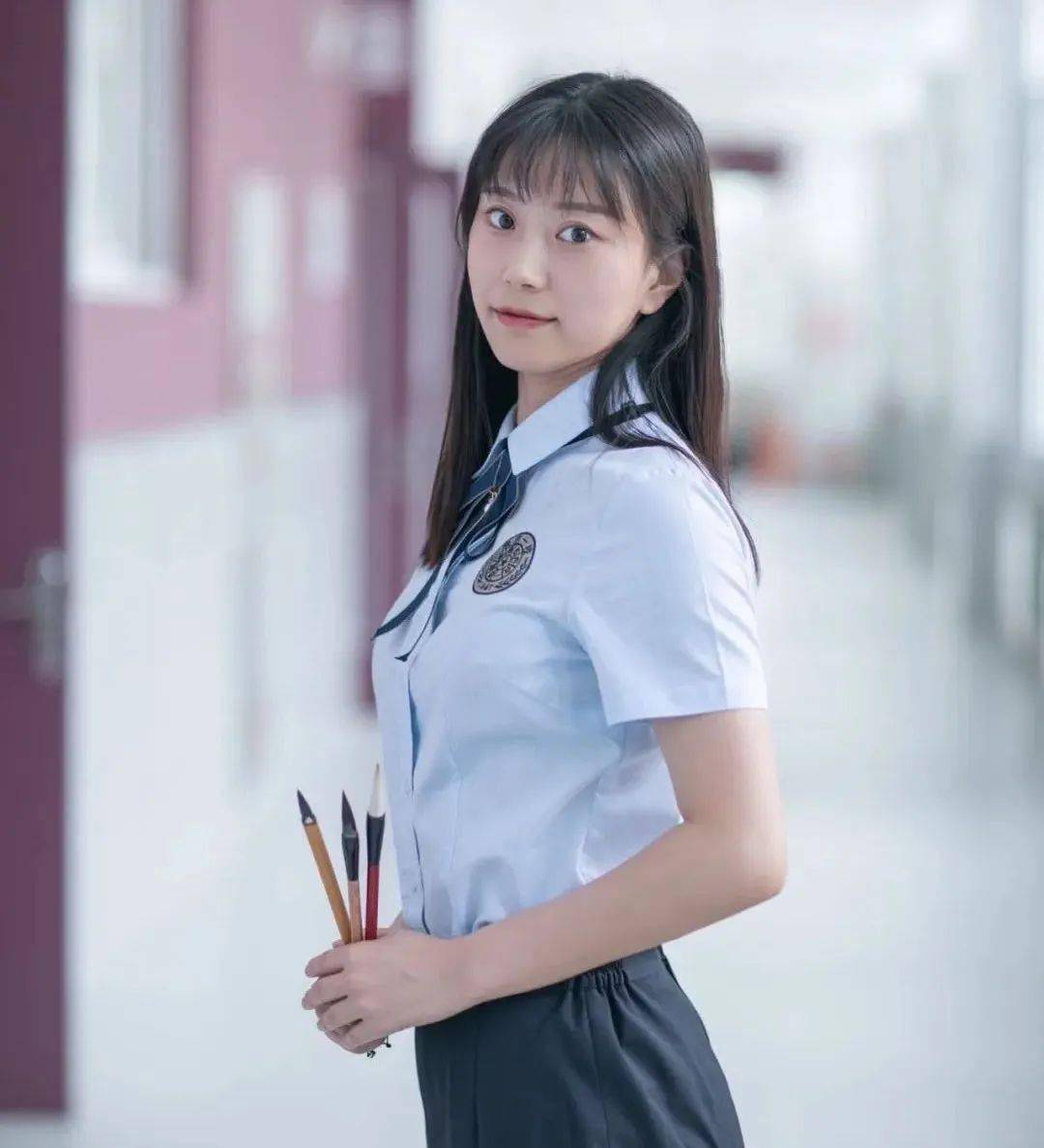 幸福教育|把爱和美带给每位学生_孩子_美术_新民市